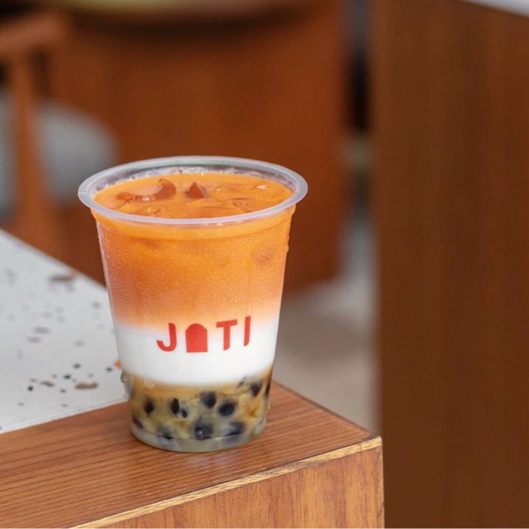 Ice Thai Tea with Boba